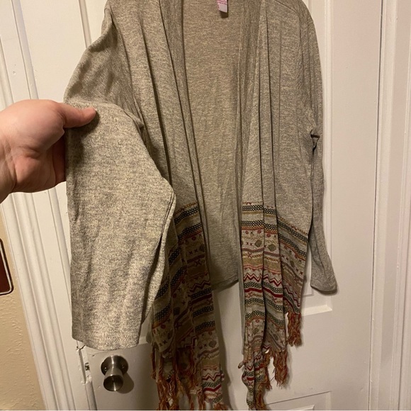 Shawl Style Cover Up - Picture 2 of 6